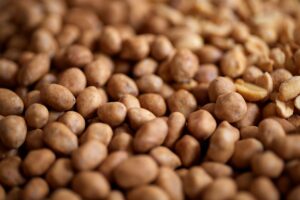 Peanut Oil: Nutrition, Benefits, Side Effects, Uses