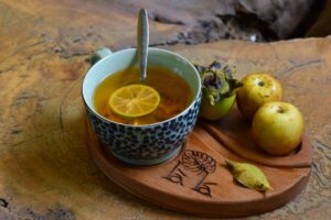 Persimmon Leaf Tea: Benefits, Side Effects, Recipe