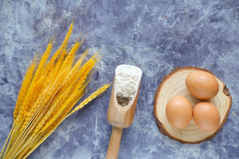 Protein Content of Different Wheat Flours Table: Compare Common