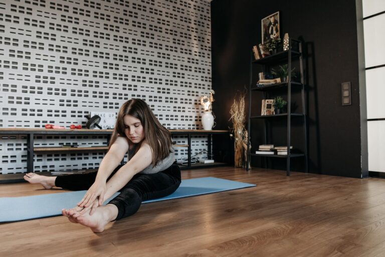 Proven Ways to Improve Your Posture at Home: A Practical Daily Guide