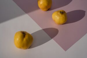 Quince: Benefits, Nutrition, Side Effects, Uses