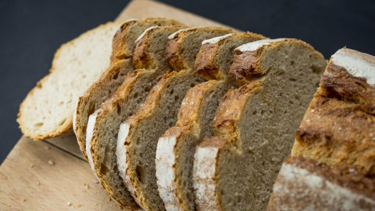 Rye: Nutrition, Benefits, Side Effects