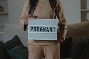 Signs You Should Never Ignore During Pregnancy: A Clear