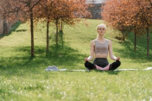 Yoga Poses and Breathing Techniques for Summer: A Cooling